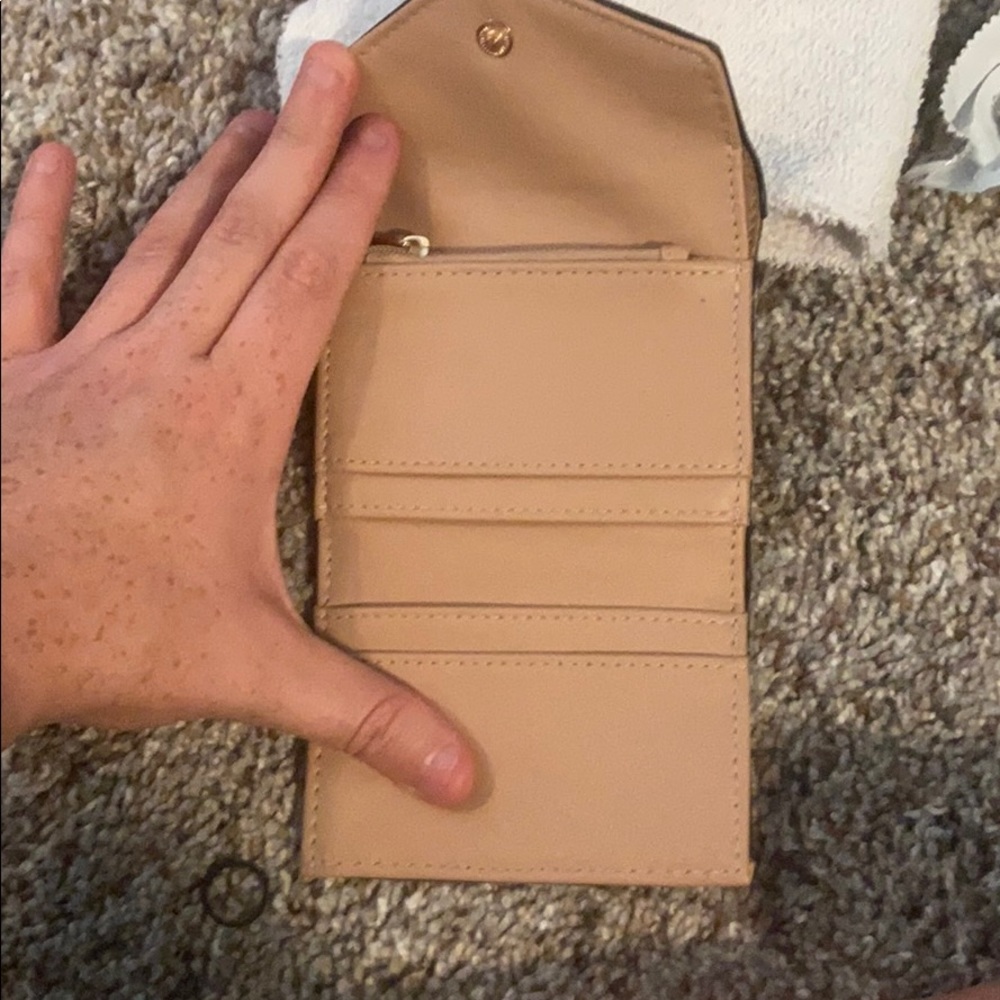 wallet - Picture 2 of 2
